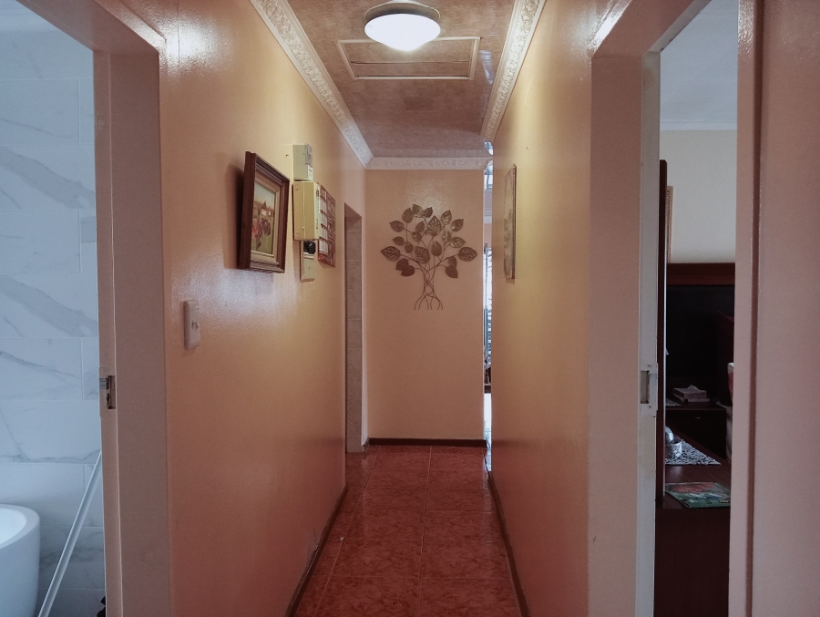 3 Bedroom Property for Sale in Ellaton North West